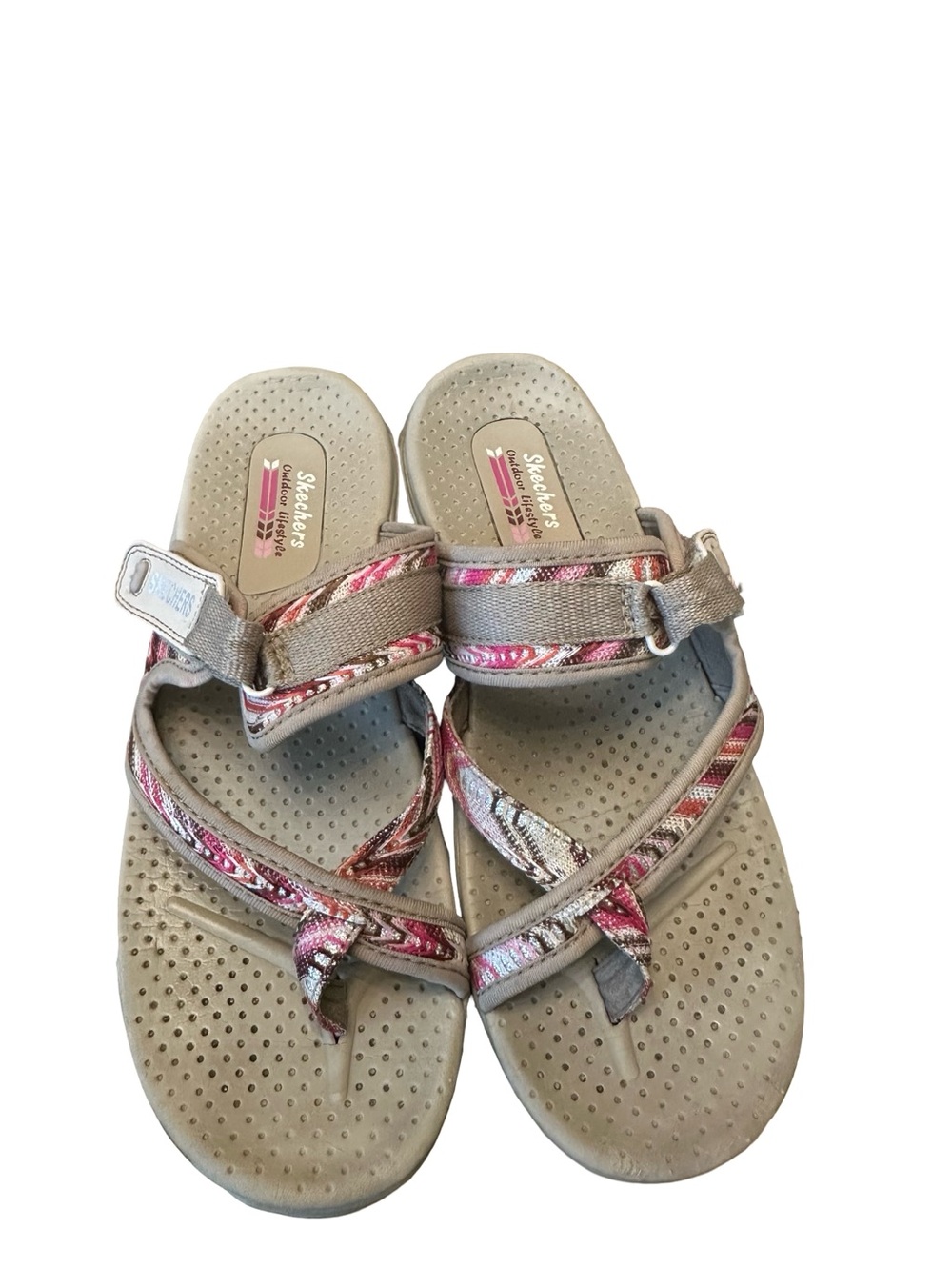 🧡 Skechers Beige Sandals with Pink Accent Straps 🧡